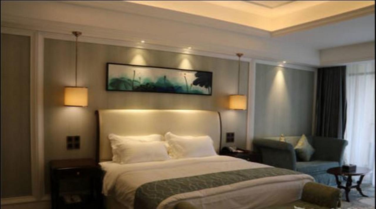 Jinqian Jiahua International Hotel Chishui  Екстер'єр фото