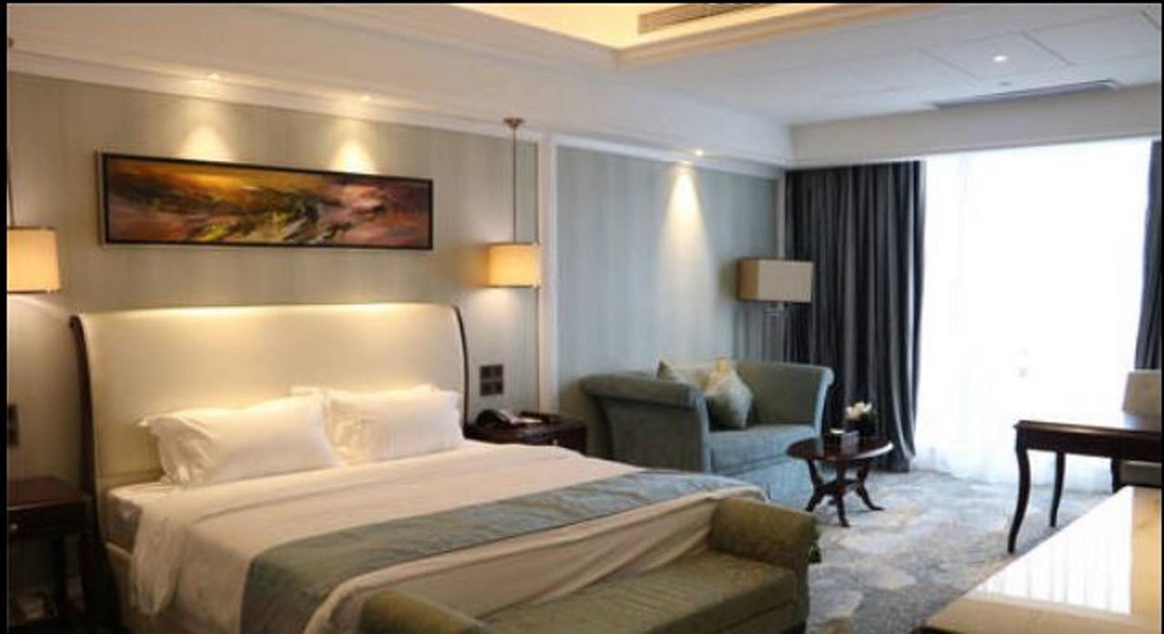 Jinqian Jiahua International Hotel Chishui  Екстер'єр фото