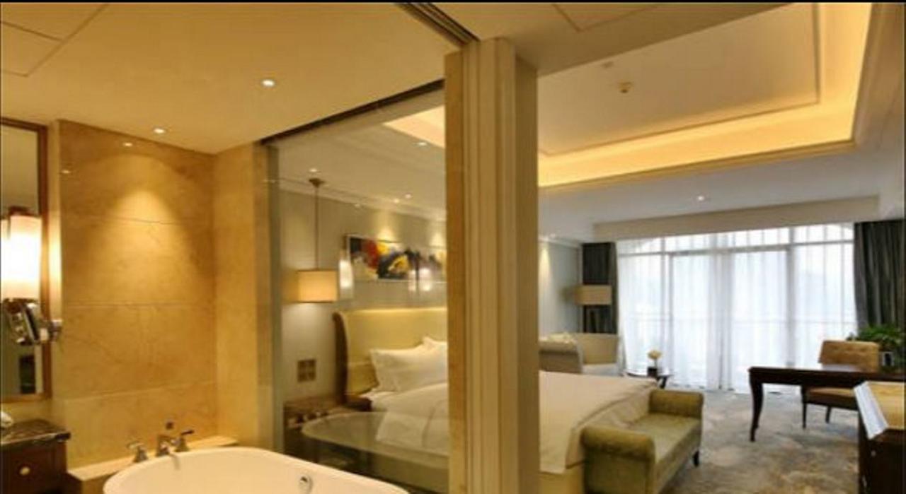 Jinqian Jiahua International Hotel Chishui  Екстер'єр фото